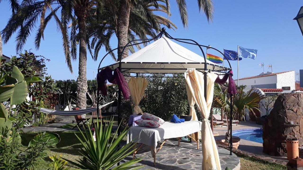 Resort Birdcage Gay Men Resort&lifestyle